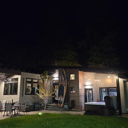 Luxe Lake Cabin Hot Tub Grill Firepit Ev Charger Onalaska Ngoại thất bức ảnh