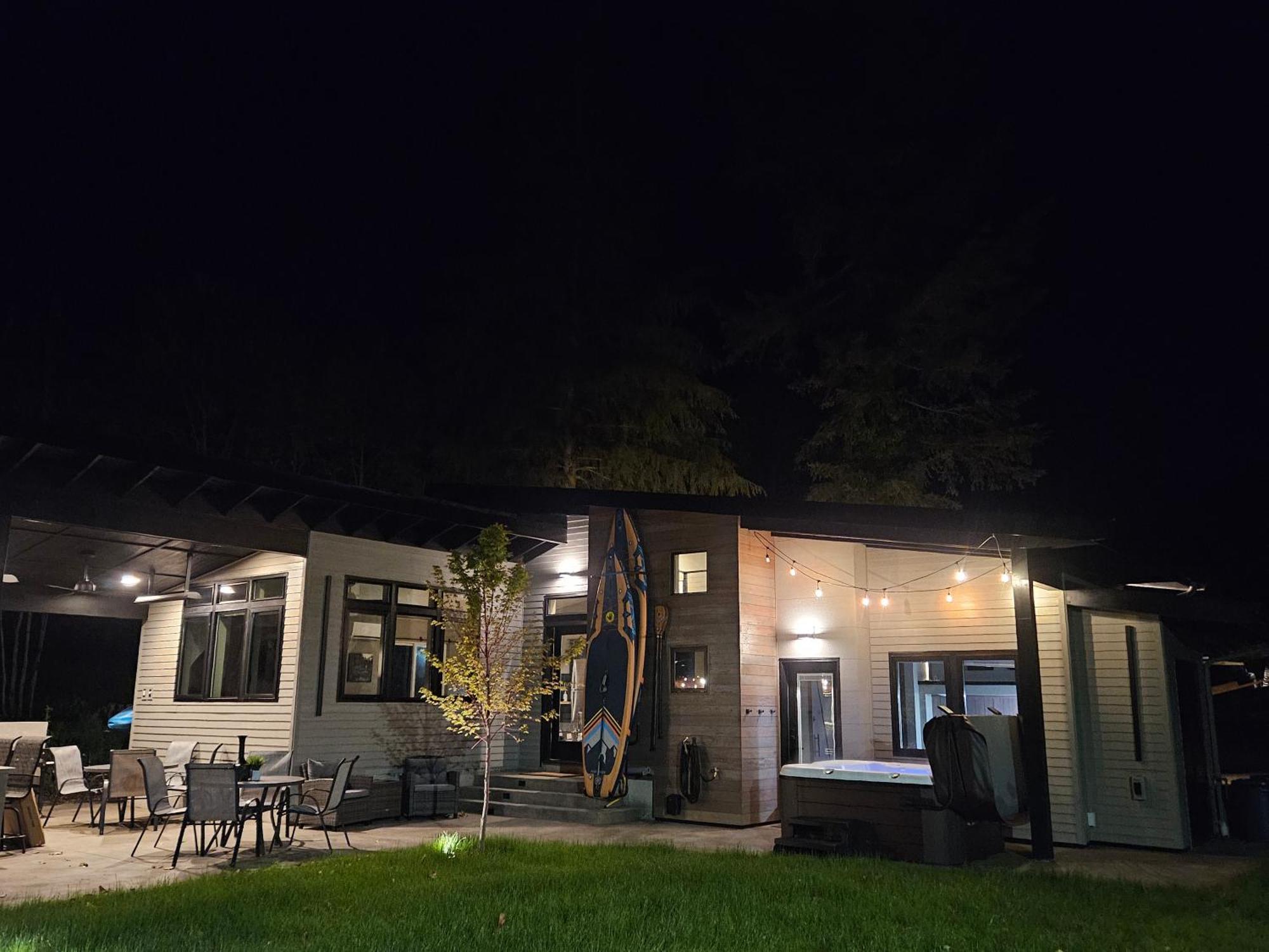 Luxe Lake Cabin Hot Tub Grill Firepit Ev Charger Onalaska Ngoại thất bức ảnh