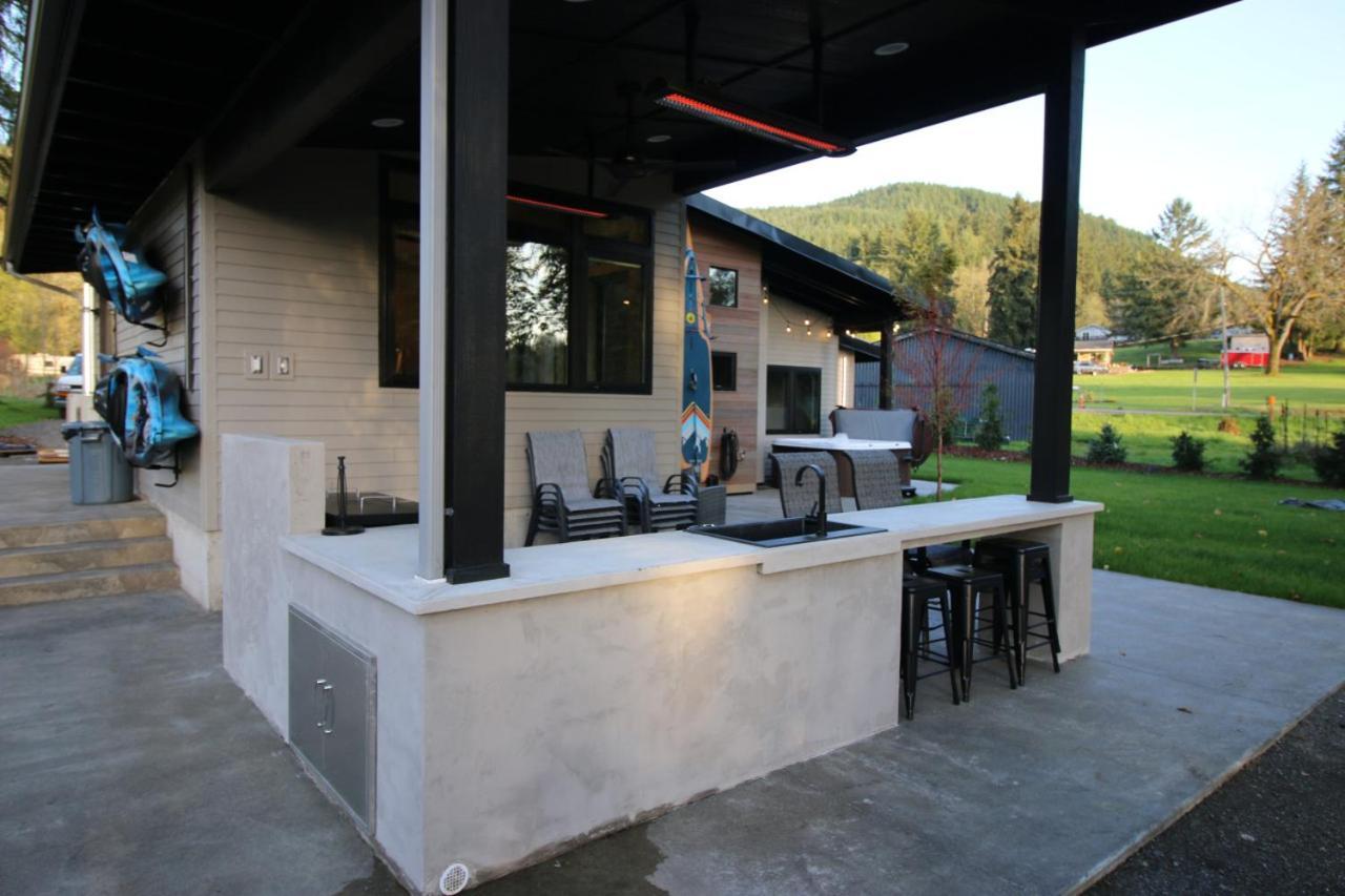 Luxe Lake Cabin Hot Tub Grill Firepit Ev Charger Onalaska Ngoại thất bức ảnh